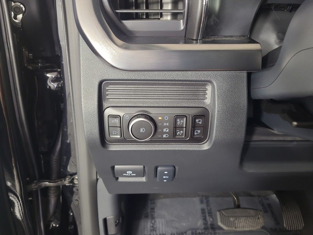 2025 Ford F-350 Super Duty Lariat - Photo 16