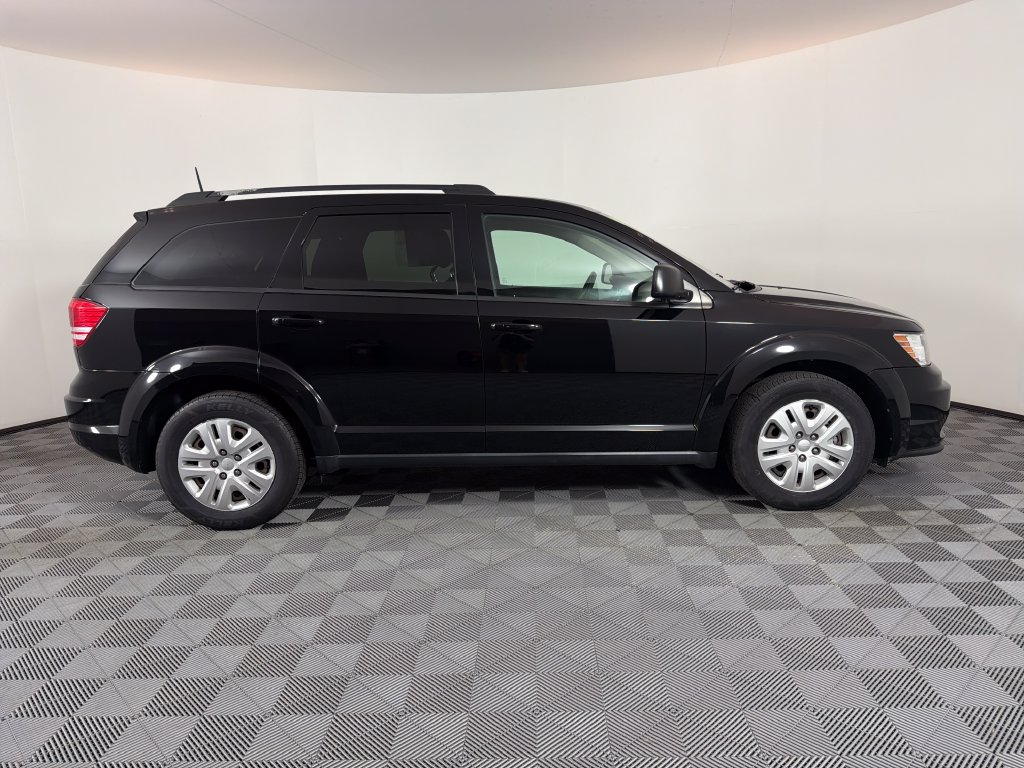 Used 2019 Dodge Journey SE with VIN 3C4PDCAB8KT862134 for sale in Brighton, CO