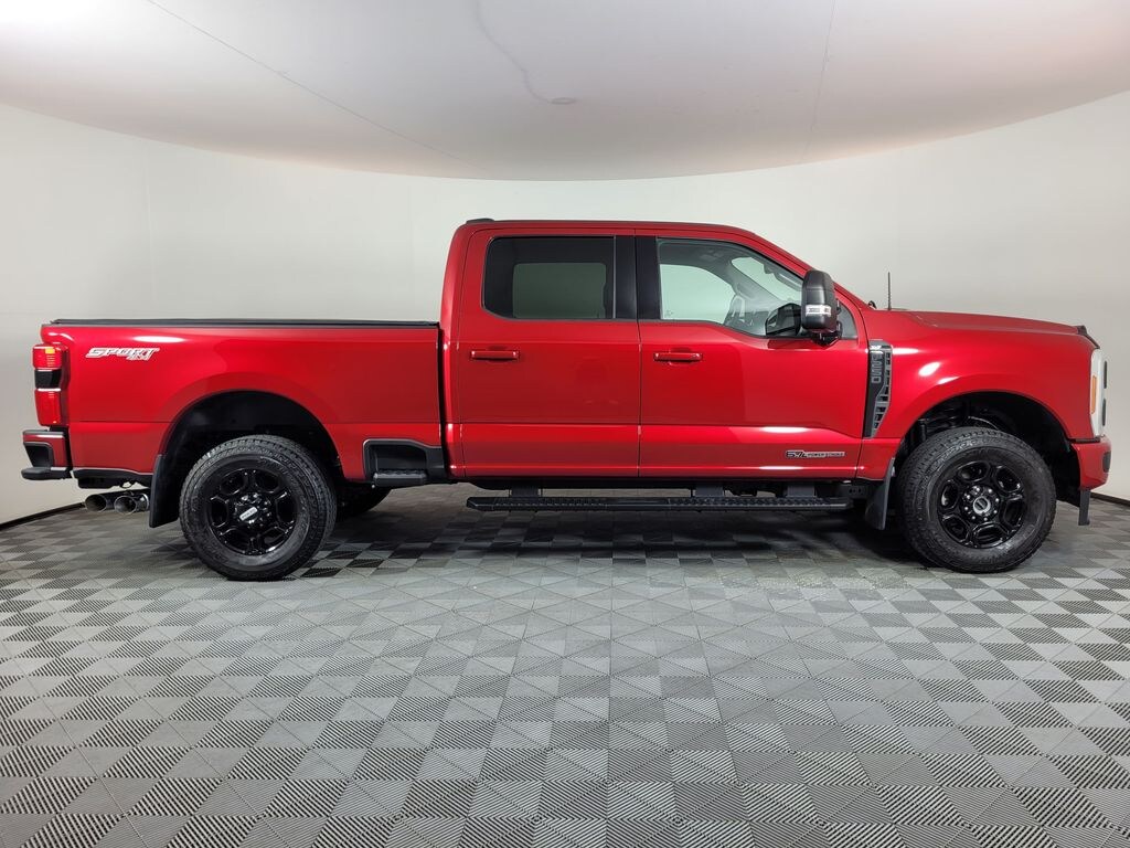 Used 2023 Ford F-250SD XLT Truck Crew Cab