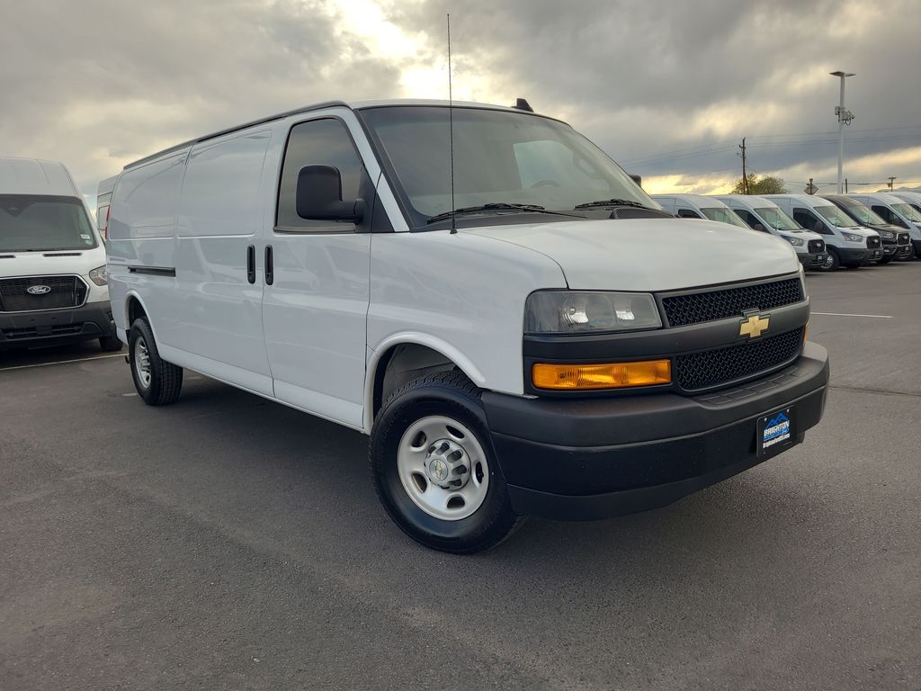 2023 Chevrolet Express 2500 Extended Work Van HD's photo