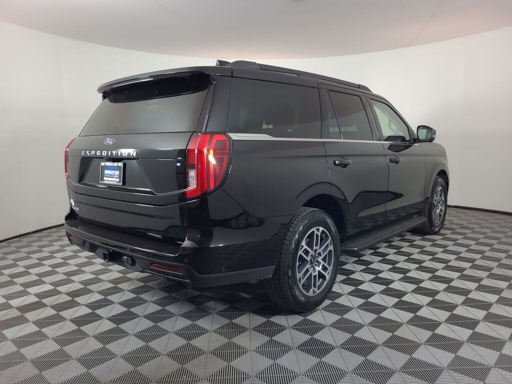 Used 2025 Ford Expedition Active SUV