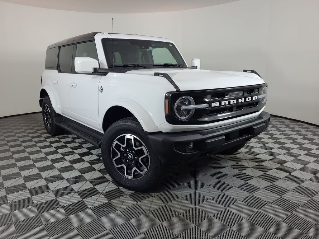 2025 Ford Bronco Outer Banks 4x4's photo
