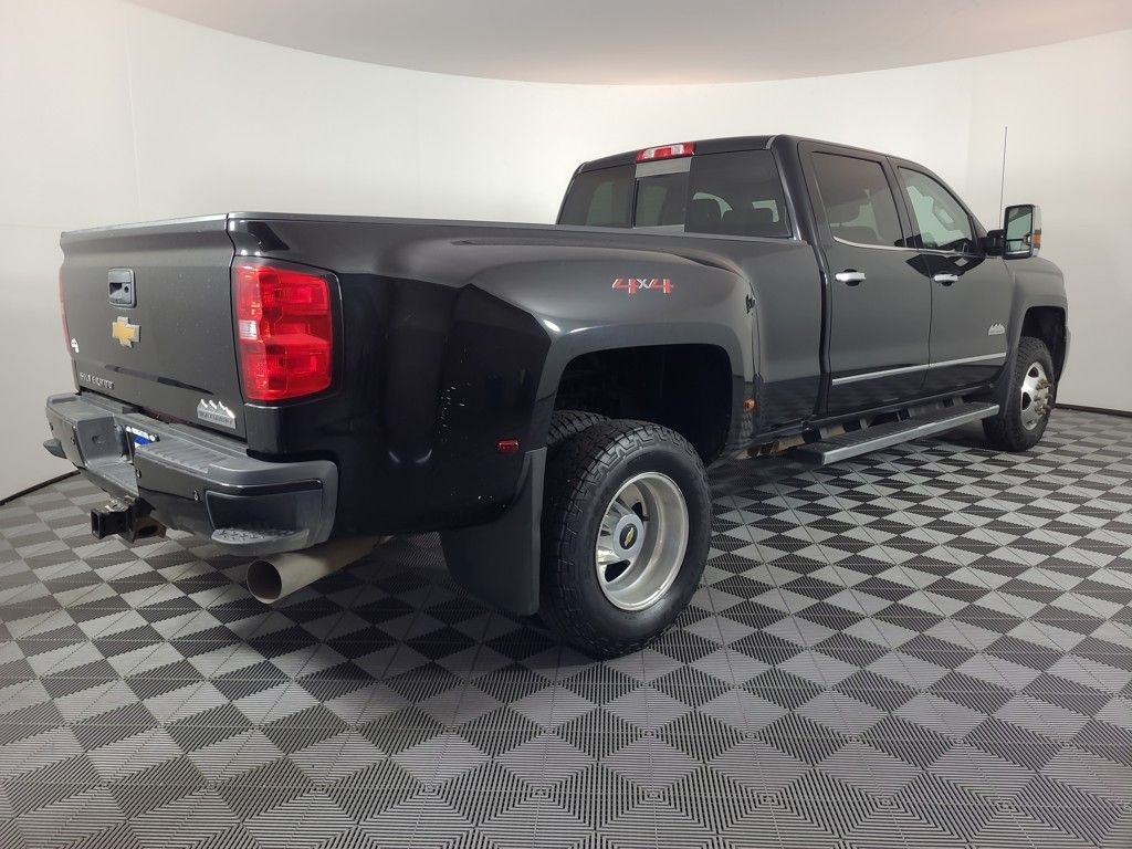 Used 2018 Chevrolet Silverado 3500HD High Country Truck Crew Cab