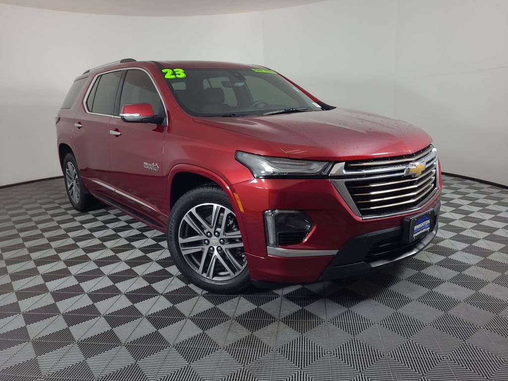 2023 Chevrolet Traverse AWD High Country's photo