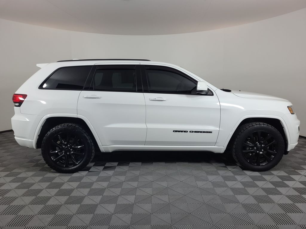 Used 2020 Jeep Grand Cherokee Altitude SUV