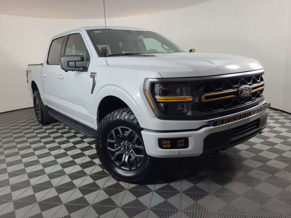 2025 Ford F-150 Truck SuperCrew Cab 