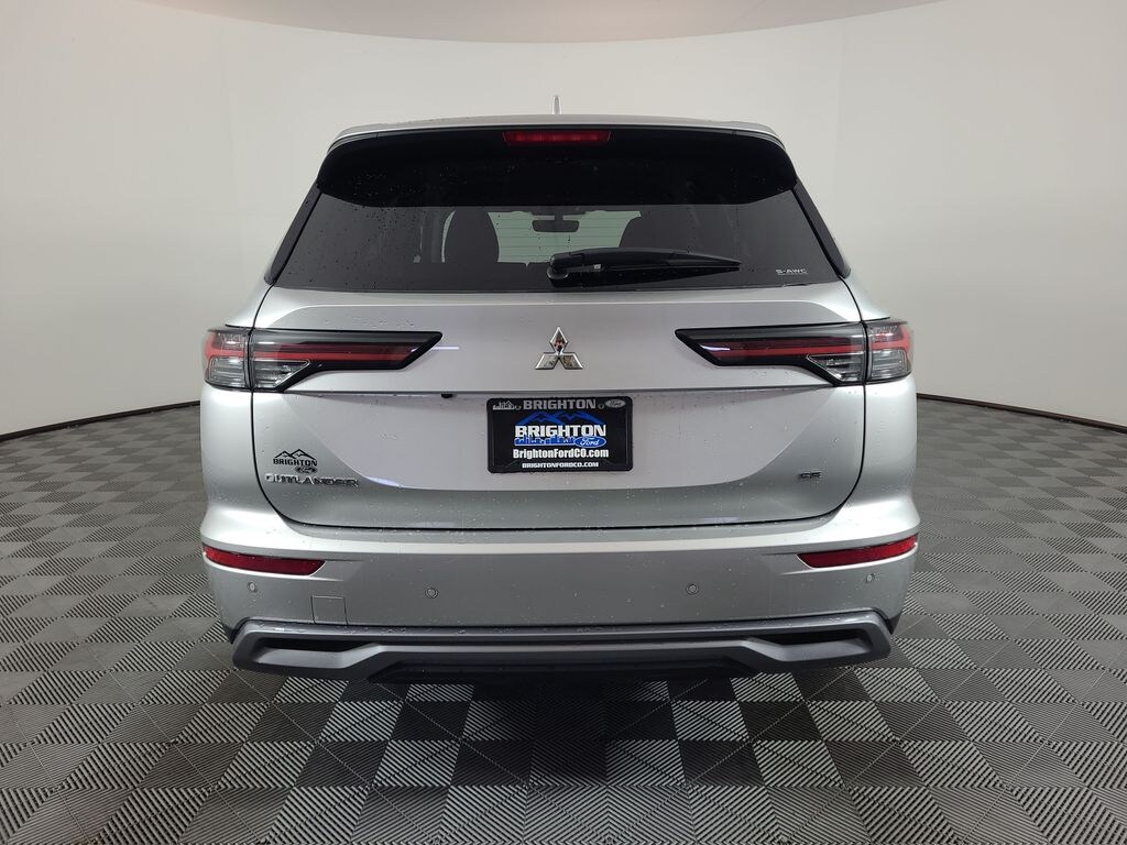 Certified 2025 Mitsubishi Outlander SE SUV