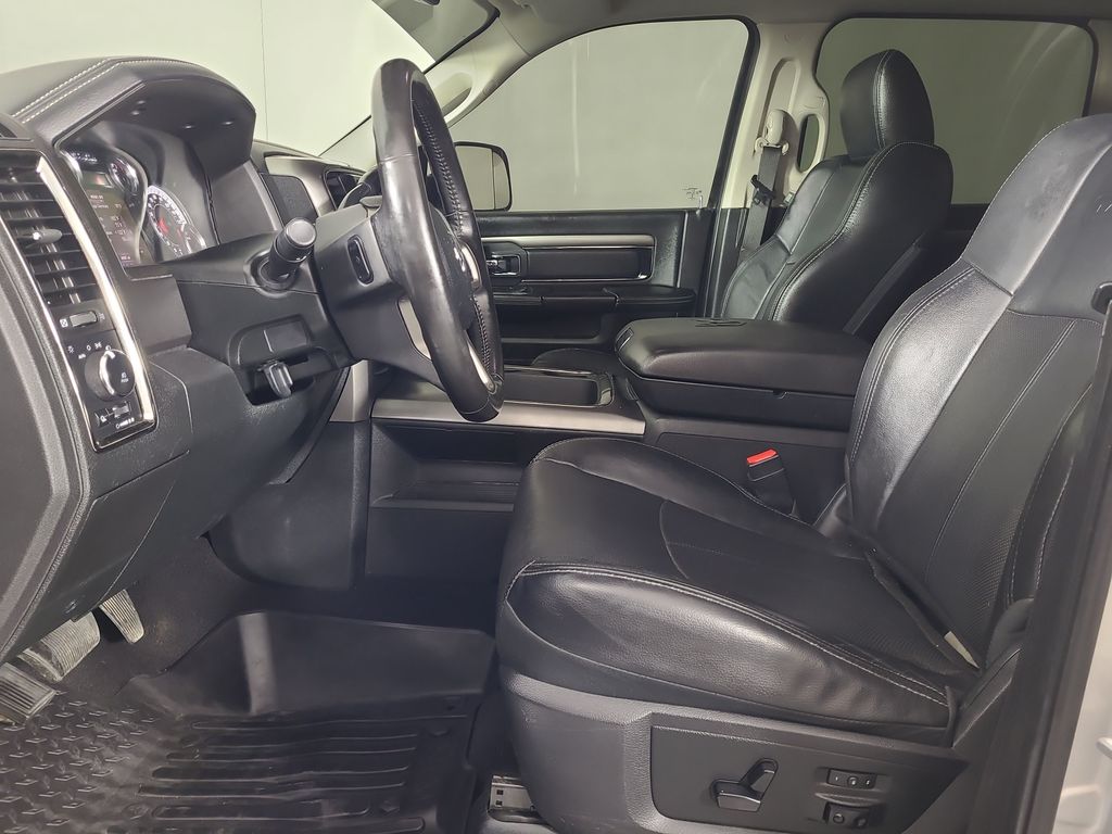 2018 RAM Ram 3500 Pickup Laramie - Photo 19