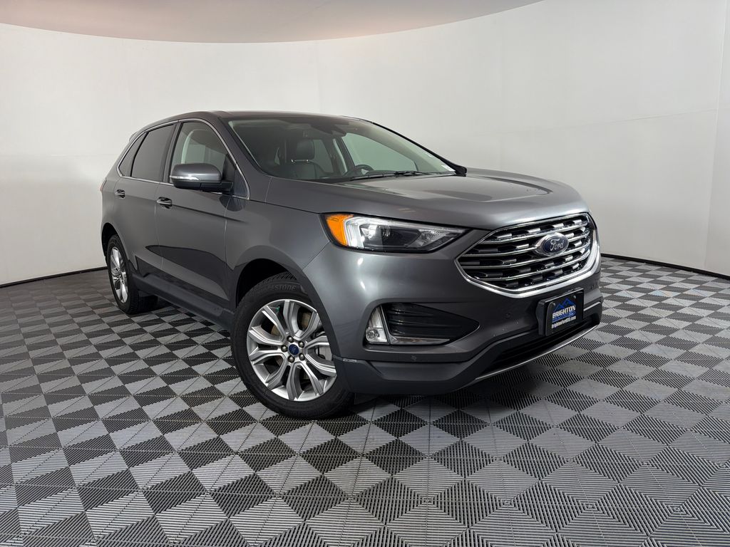 2022 Ford Edge SUV 