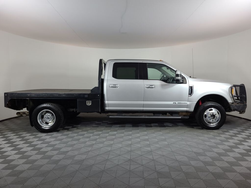 Used 2017 Ford F-350SD Lariat Truck Crew Cab