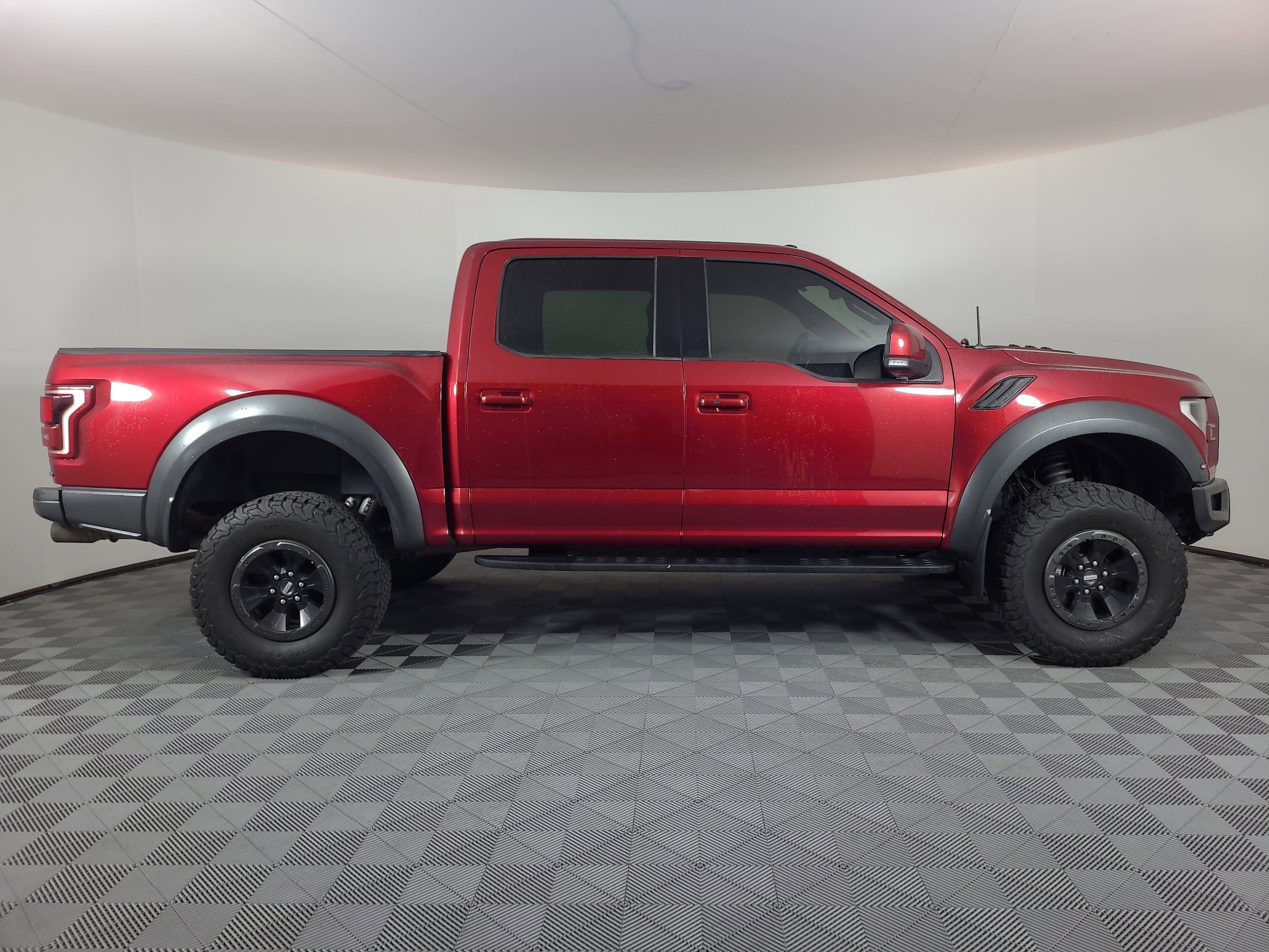 Used 2017 Ford F-150 Raptor with VIN 1FTFW1RG4HFC57279 for sale in Brighton, CO