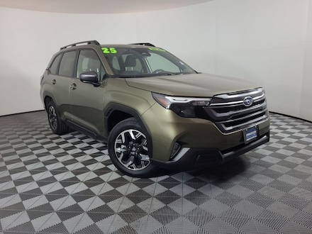 2025 Subaru Forester Premium SUV