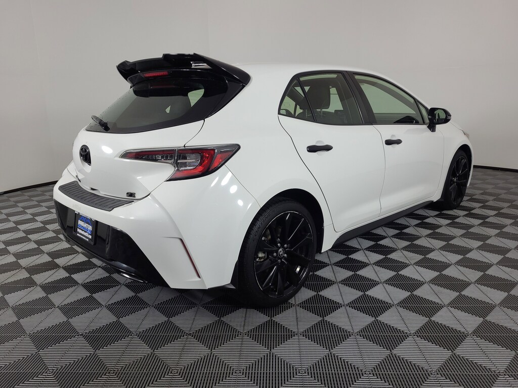 Used 2022 Toyota Corolla Hatchback SE Nightshade Edition Hatchback