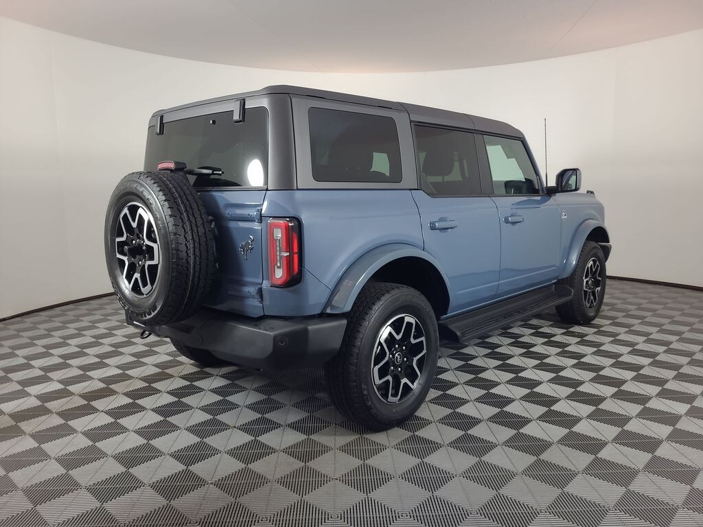 Certified 2025 Ford Bronco Outer Banks SUV