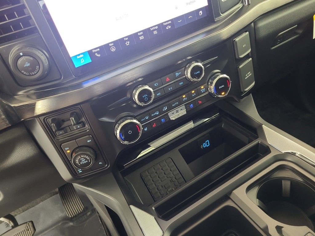 2025 Ford F-350 Super Duty Lariat - Photo 17