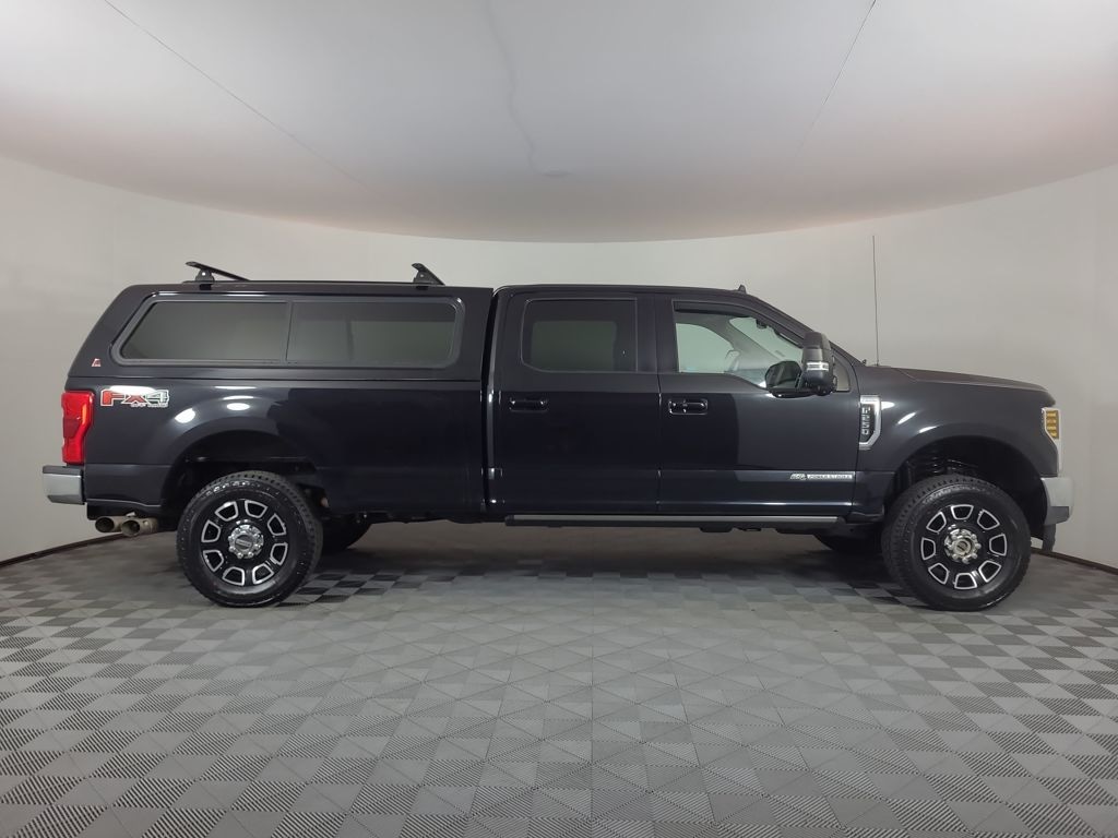 Used 2019 Ford F-250SD Lariat Truck Crew Cab