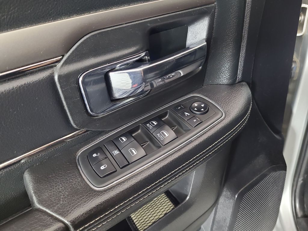 2018 RAM Ram 3500 Pickup Laramie - Photo 18