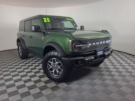 2025 Ford Bronco Badlands SUV
