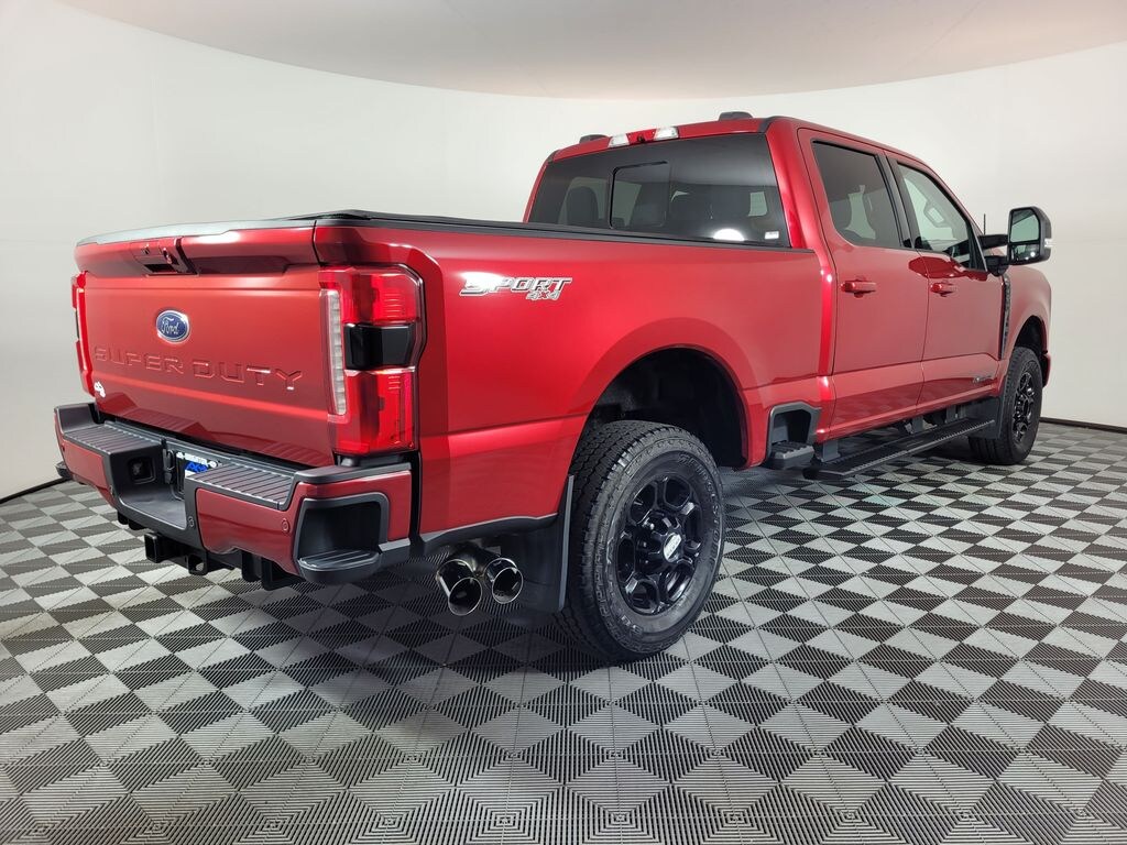 Used 2023 Ford F-250SD XLT Truck Crew Cab