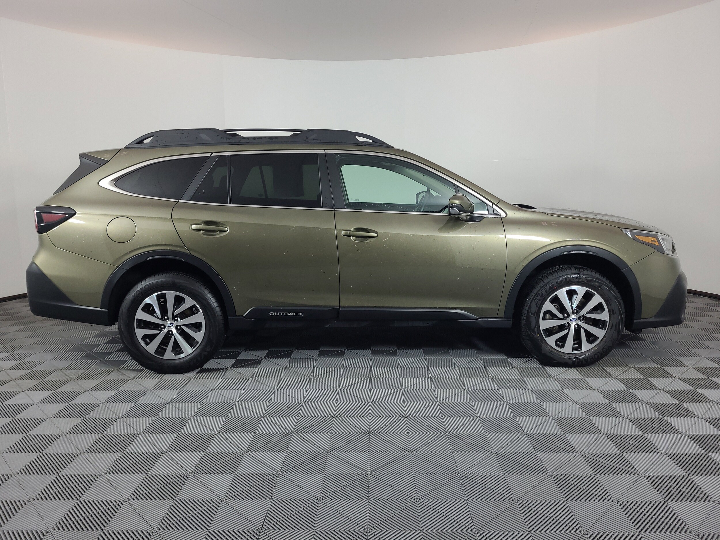 Used 2022 Subaru Outback Premium with VIN 4S4BTADC1N3109241 for sale in Brighton, CO