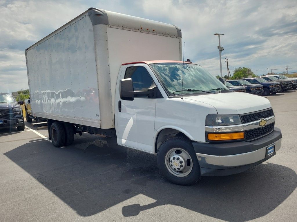 2019 Chevrolet Express Cutaway