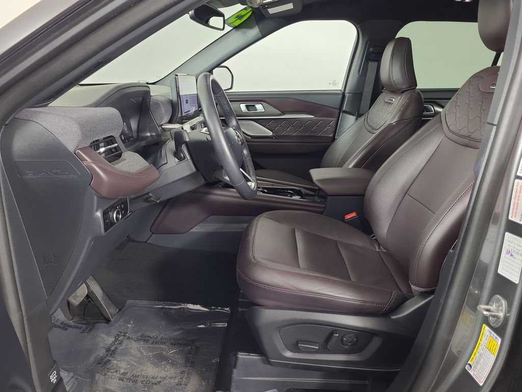 2025 Ford Explorer Platinum - Photo 20