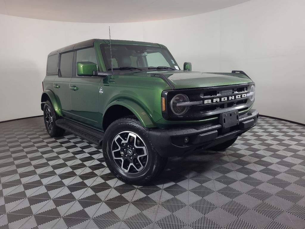 2025 Ford Bronco Outer Banks 4x4's photo