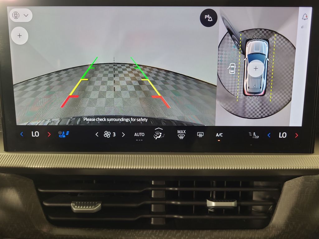 2025 Ford Explorer Platinum - Photo 10