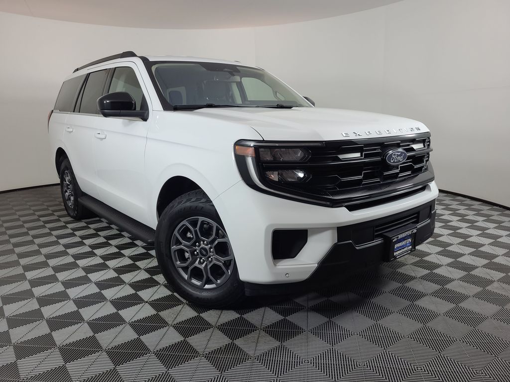 2025 Ford Expedition Active 4x4's photo