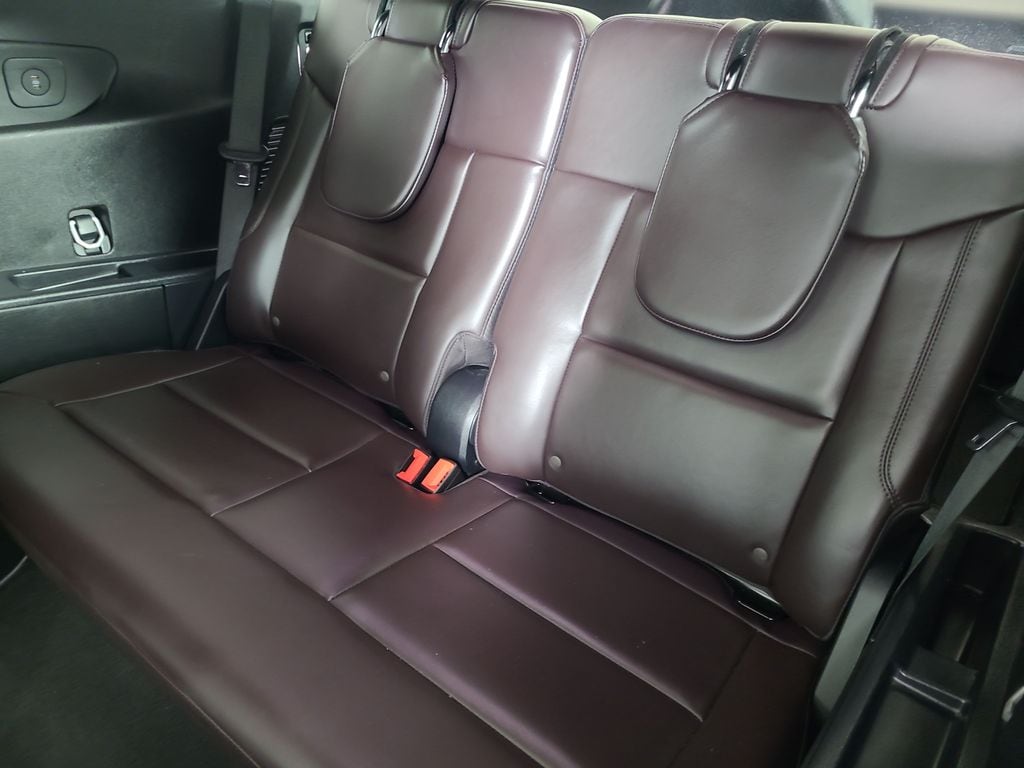 2025 Ford Explorer Platinum - Photo 22
