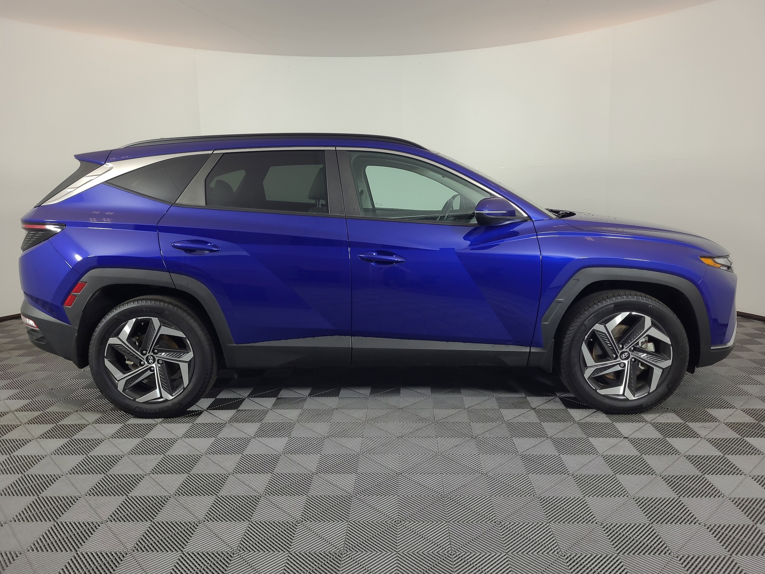Used 2023 Hyundai Tucson SEL with VIN 5NMJFCAE9PH222514 for sale in Brighton, CO