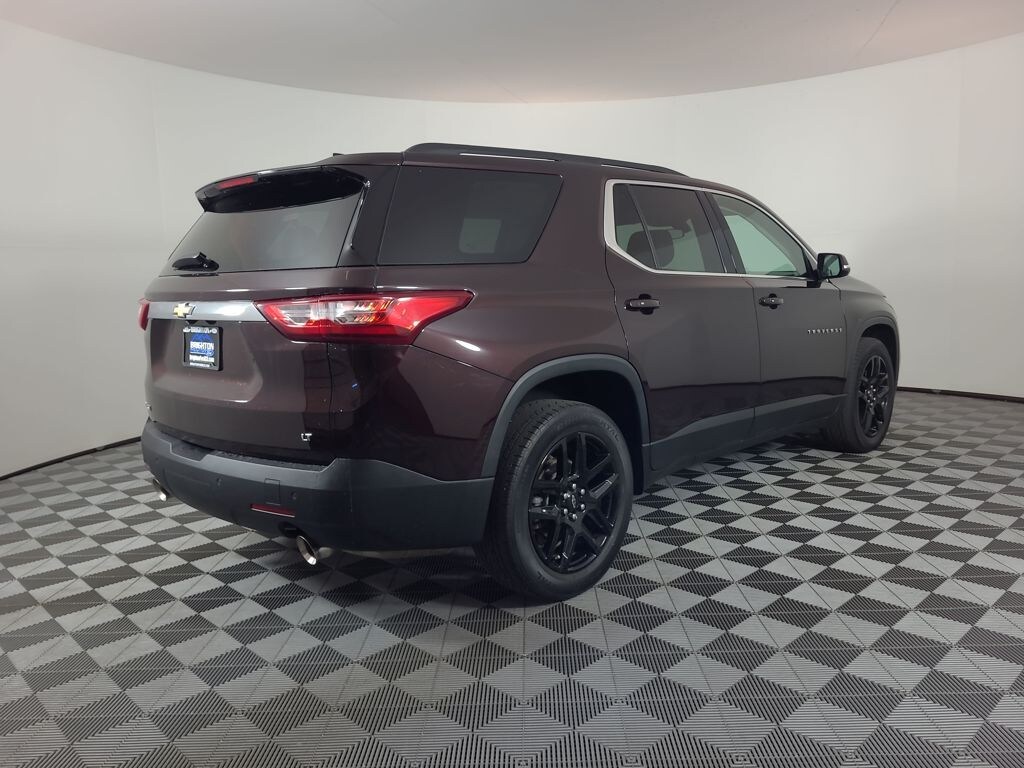 Used 2021 Chevrolet Traverse LT Leather SUV