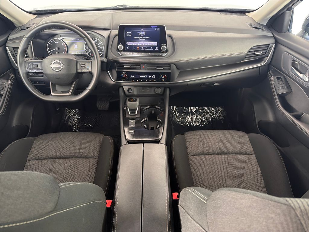 2025 Nissan Rogue SV - Photo 23