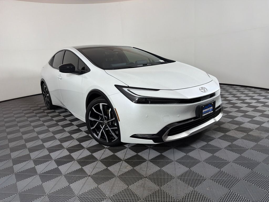 Used 2024 Toyota Prius Prime XSE Hatchback