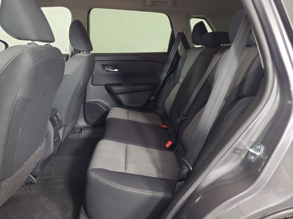 2025 Nissan Rogue SV - Photo 19