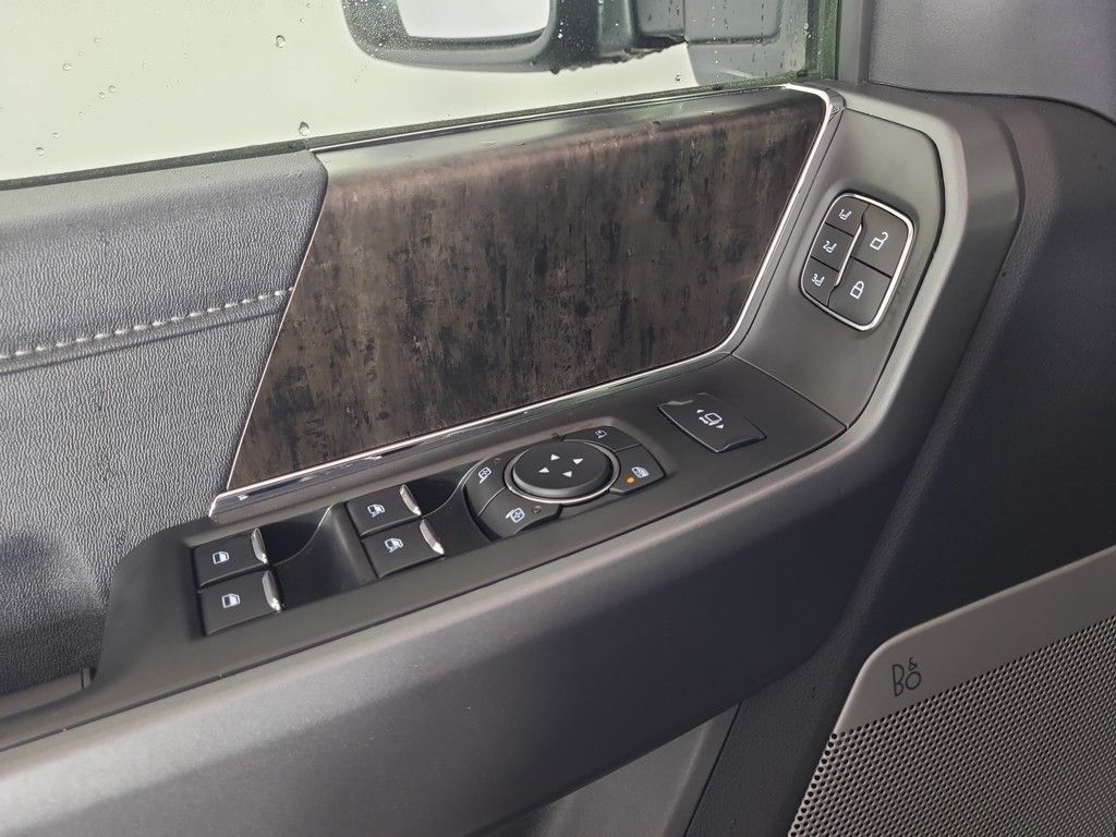 2025 Ford F-350 Super Duty Lariat - Photo 19