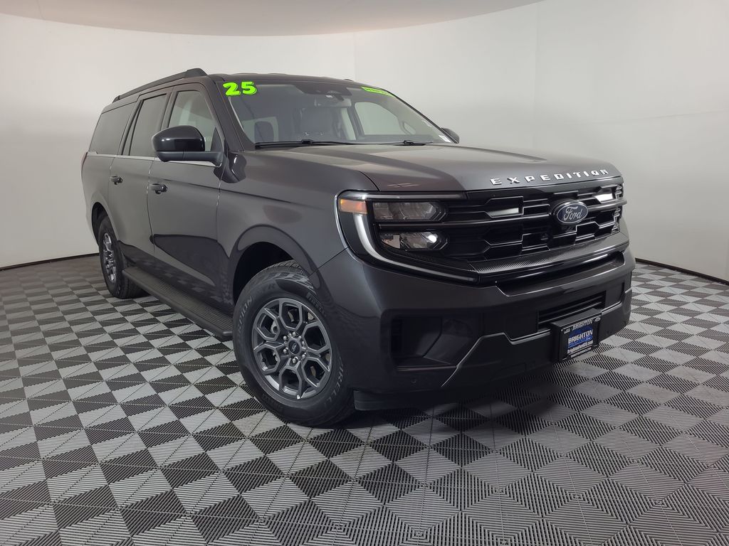 2025 Ford Expedition Active MAX 4x4's photo