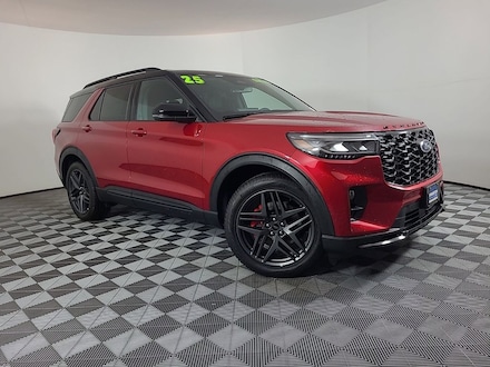 2025 Ford Explorer ST SUV