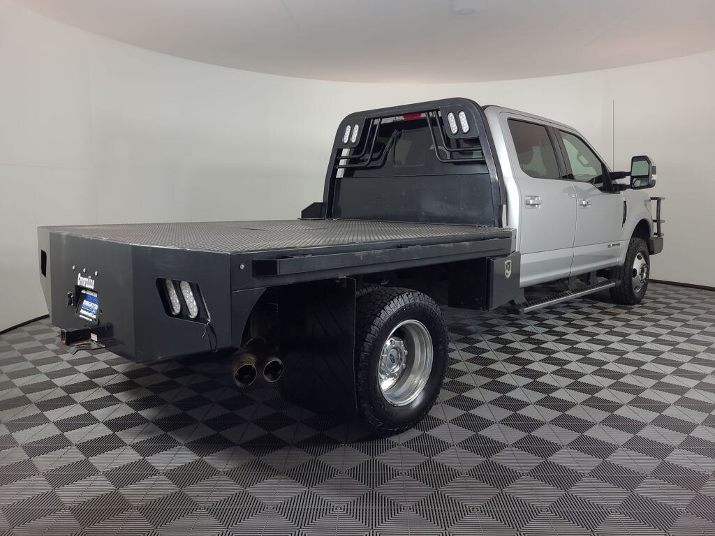 Used 2017 Ford F-350SD Lariat Truck Crew Cab