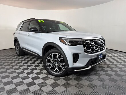 2025 Ford Explorer Platinum SUV