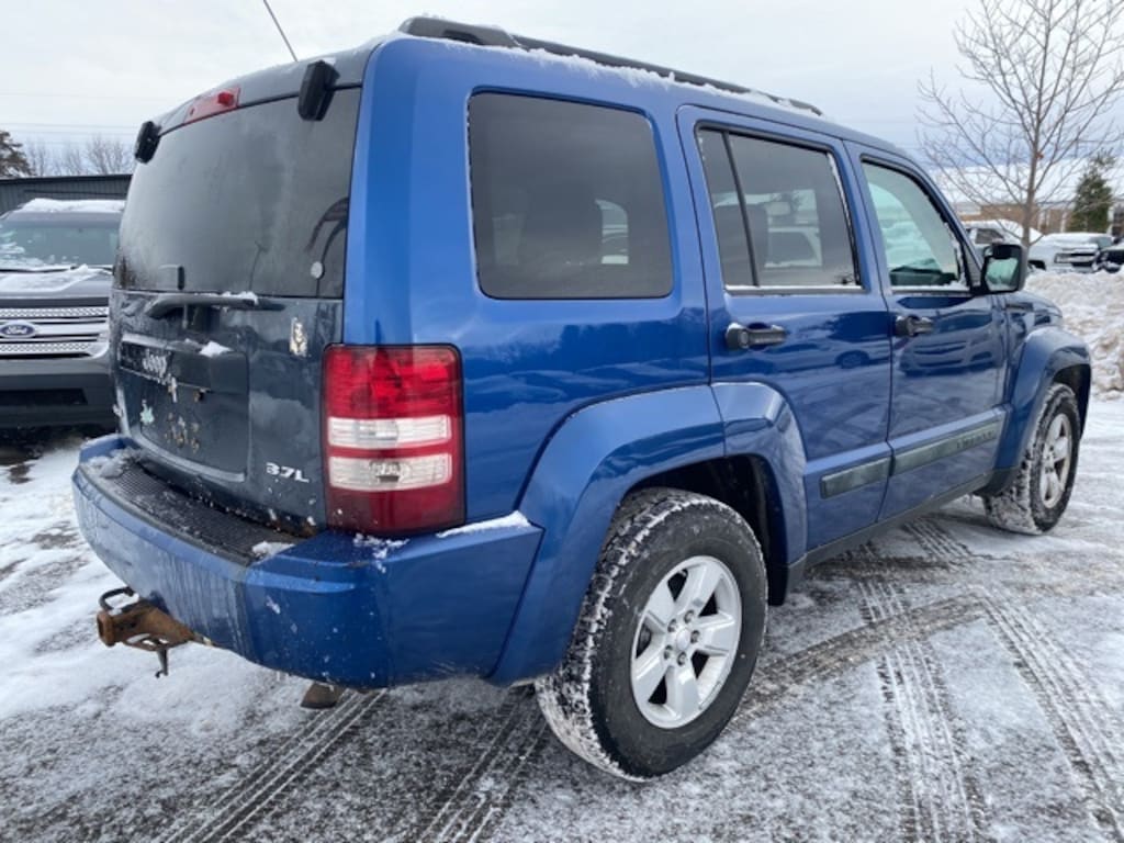 Used 2009 Jeep Liberty Sport SUV