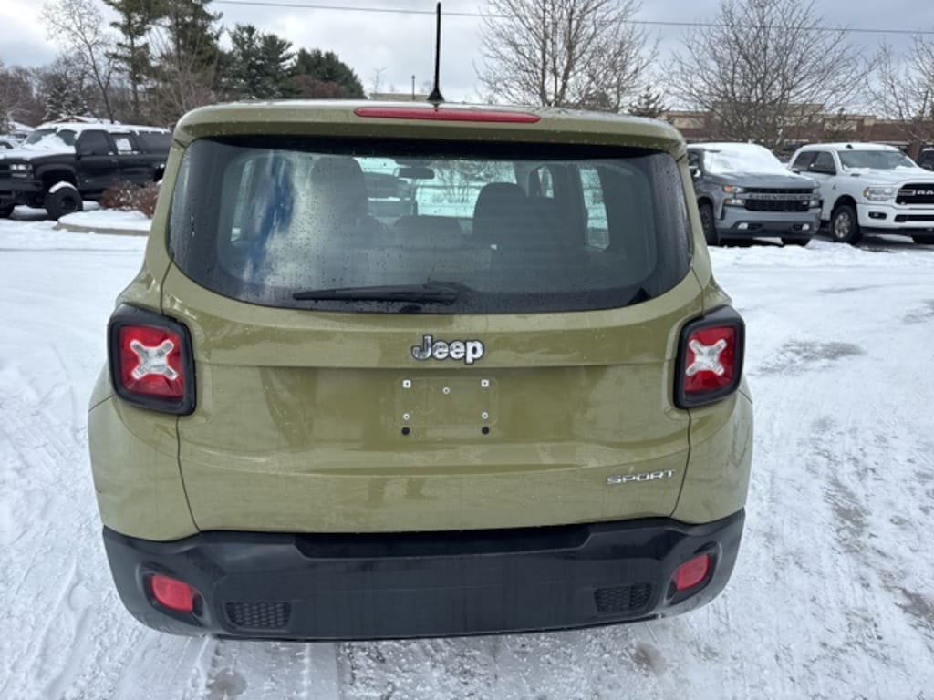 Used 2015 Jeep Renegade Sport FWD SUV