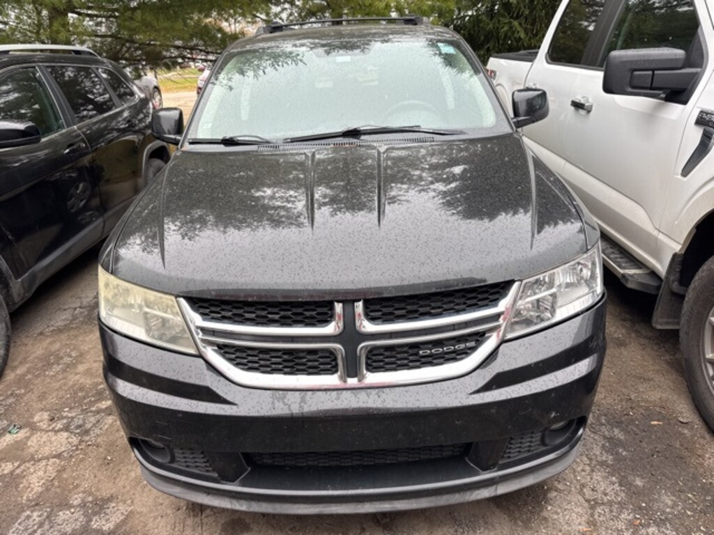 Used 2011 Dodge Journey Mainstreet SUV
