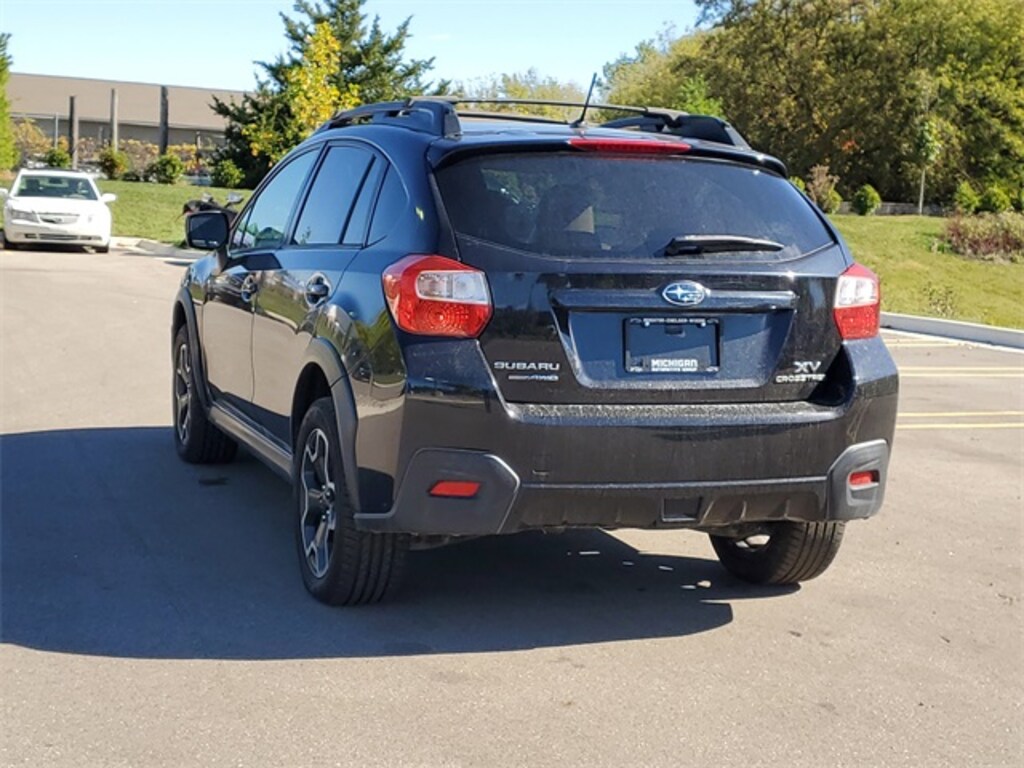 Used 2013 Subaru XV Crosstrek 2.0i Premium SUV