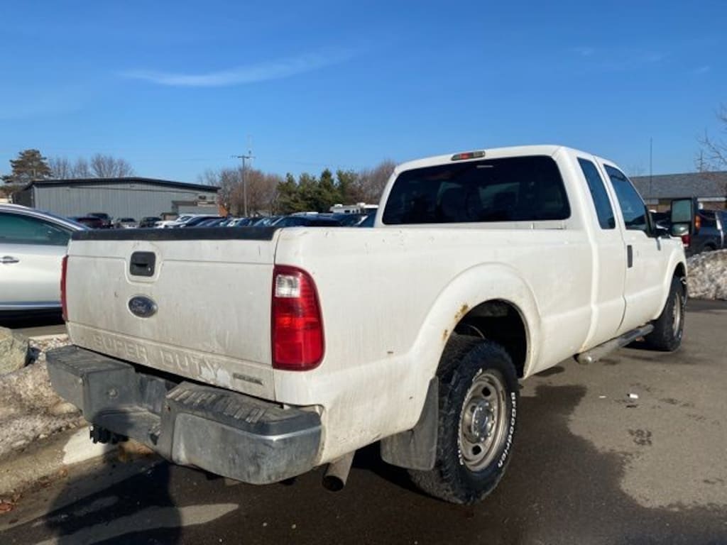 Used 2015 Ford F-250 XL Truck Super Cab