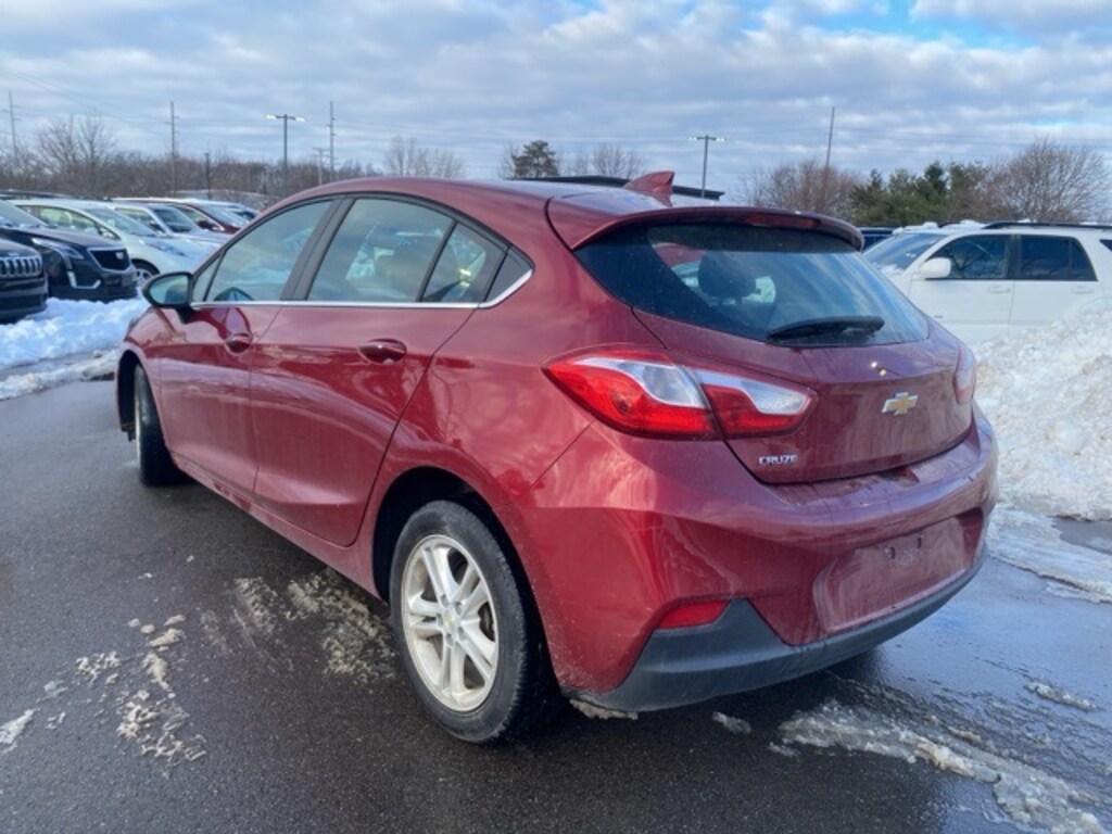 Used 2018 Chevrolet Cruze LT Auto Hatchback