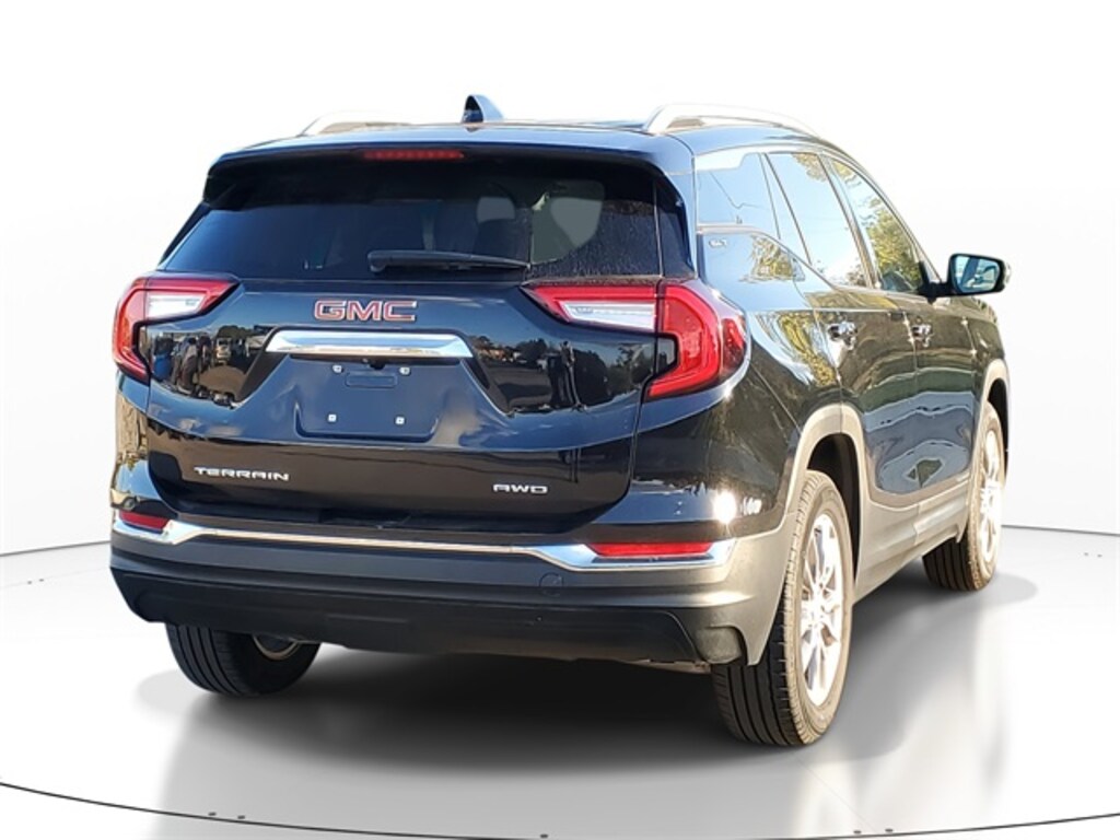 Used 2023 GMC Terrain SLT SUV