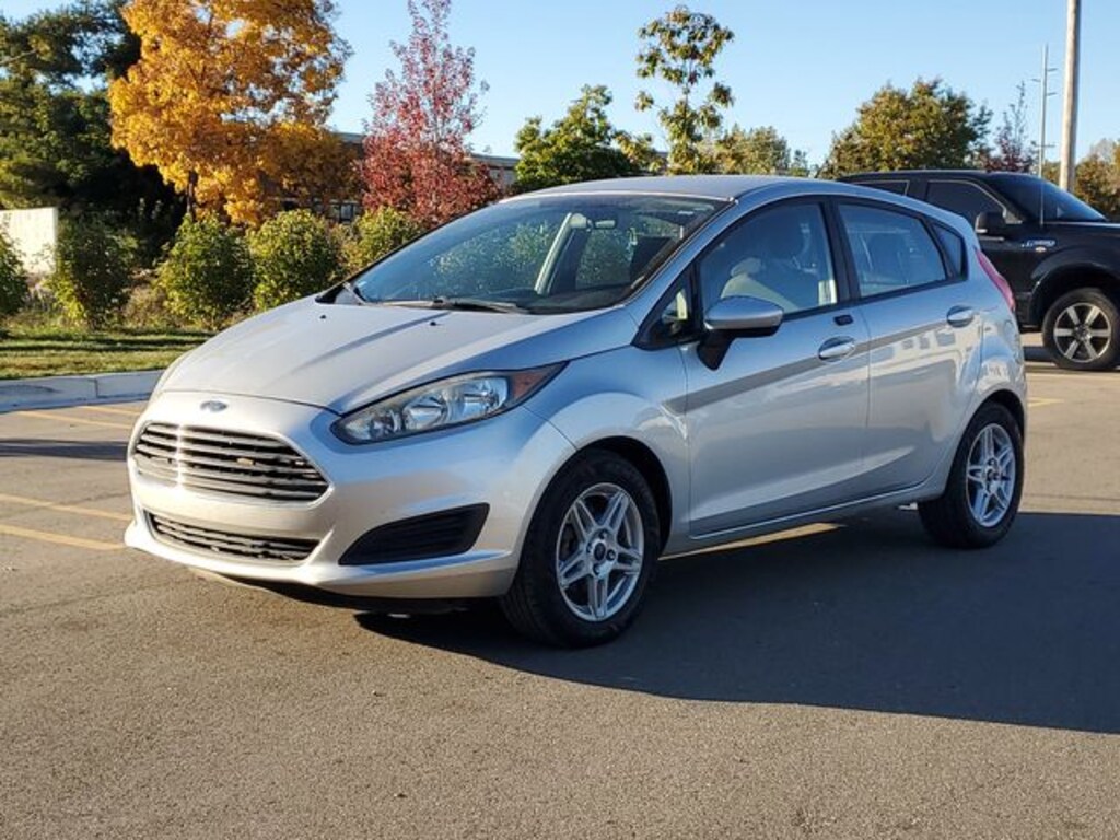 Used 2017 Ford Fiesta SE Hatchback