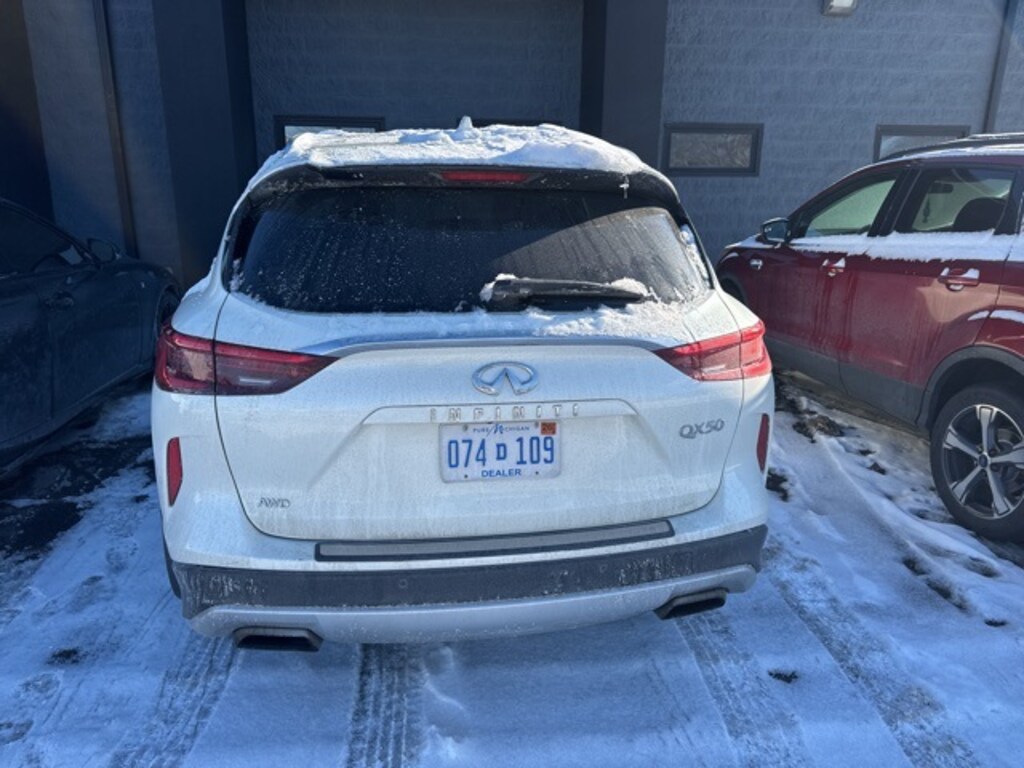 Used 2019 INFINITI QX50 ESSENTIAL SUV