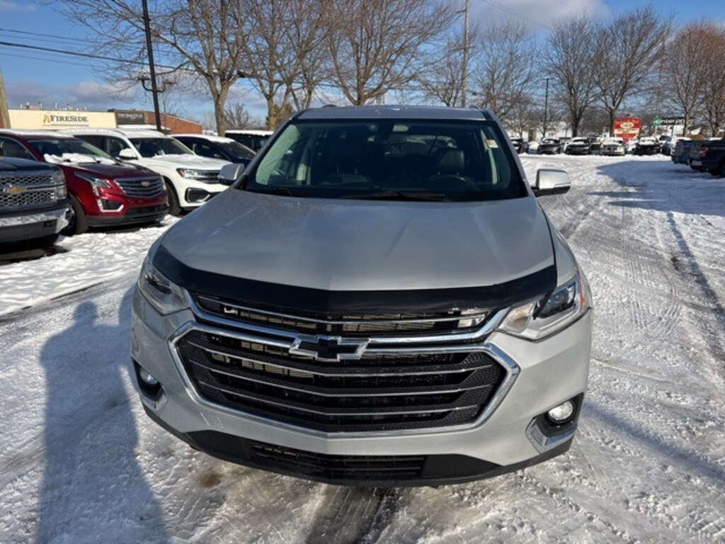 Used 2020 Chevrolet Traverse LT Cloth w/1LT SUV